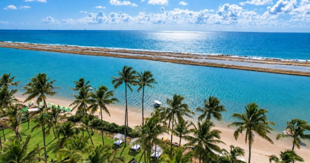 Resorts com desconto! Diárias a partir de R$ 351 por pessoa, refeições inclusas e cashback exclusivo